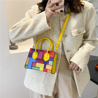 Bolso de hombro de moda para mujeres forma cuadrada pequeña y costuras de dos tonos en todas las estaciones