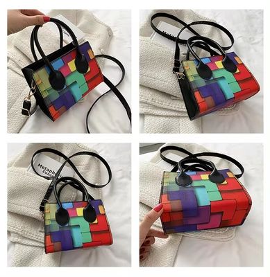 Bolso de hombro de moda para mujeres forma cuadrada pequeña y costuras de dos tonos en todas las estaciones