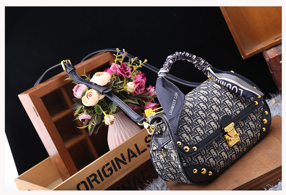 Bolso de cuerpo cruzado de estilo elefante de moda para mujeres hecho de cuero de PVC duradero