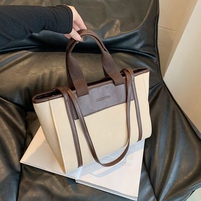 2024 Bolsos de moda Bolsos ligeros de alta capacidad para mujeres Bolsos de diseño elegantes