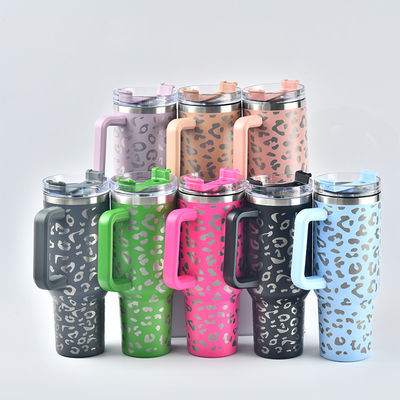 Botella de agua de logotipo personalizado 40 oz de acero inoxidable Taza de viaje aislada para acampar
