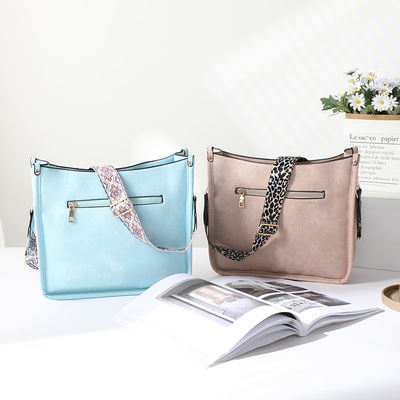 Bolso de hombro de piel vegetariana para mujer con correa de guitarra y mango único