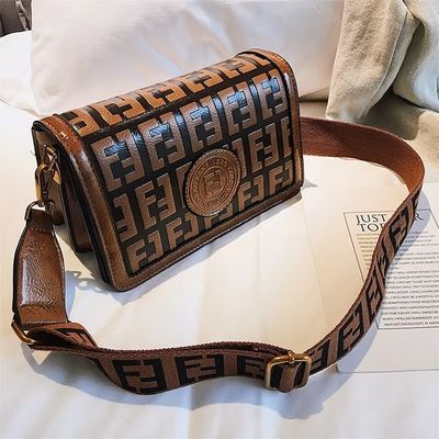 Bolsas de lujo para mujeres Bolsas femeninas Bolsas de canal para damas con patrón CANDY