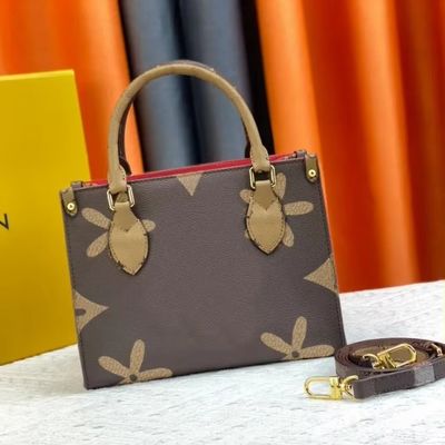 Bolso de mujer de cerradura con cuero genuino y diseño robusto de cuero duro