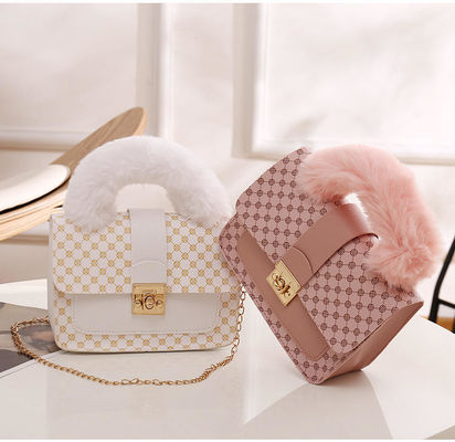 L mini bolsa cuadrada de lana de cordero de invierno y bolsa de mensajería de PU para bolso de mano de moda