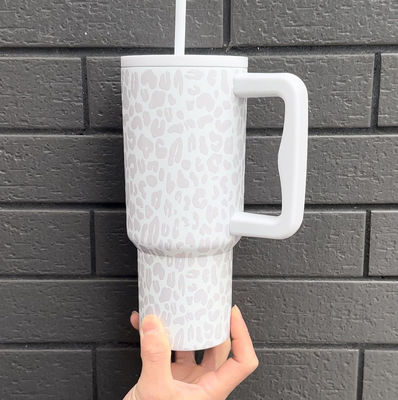 Aventura personalizada 40 oz tumbler de acero inoxidable con aislamiento de doble pared y mango