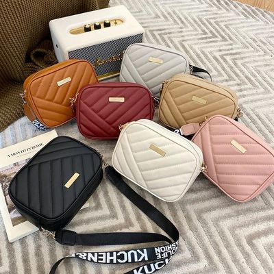 2024 CHIEN Moda Pequeño Clásico PU Bolso de cuerpo cruzado ajustable impermeable OEM Bolso de hombro personalizado para damas