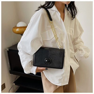 0.65kg de peso ligero PU poliéster Mano bolsas de cadena de diseño bolsos para un aspecto de moda