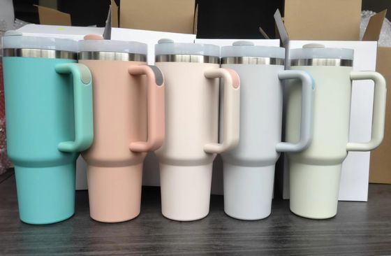 2.0 Beauchy Custom 40 oz de acero inoxidable vacío aislado taza de viaje con paja con tapa