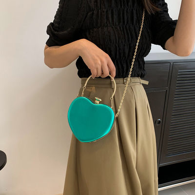 Carta patrón en forma de corazón de la cadena de bolsos de manos de las damas 2024 lujo para las mujeres de moda