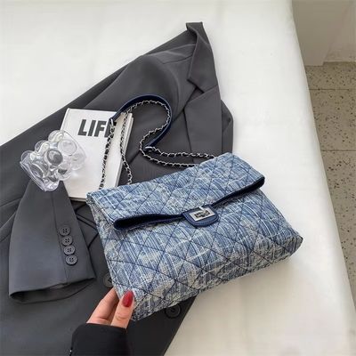 Versión coreana Carita Bolso de hombro con cadena Envío rápido en 3-5 días para bolso de peluche femenino