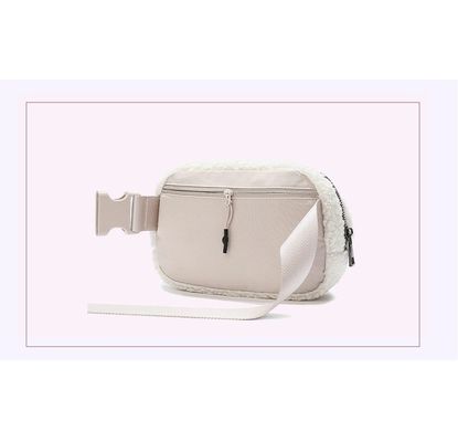 Lujo Plush Crossbody Fanny Pack Bolsos de moda Bolso de mano Tipo de carta de patrón