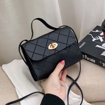 GHJ-28 Bolsos de lujo de hombro único para mujeres de cuero PU adecuado para todas las estaciones