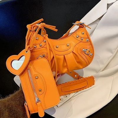 Bolsos de lujo para mujeres Bolsos de diseño con botón magnético de marca