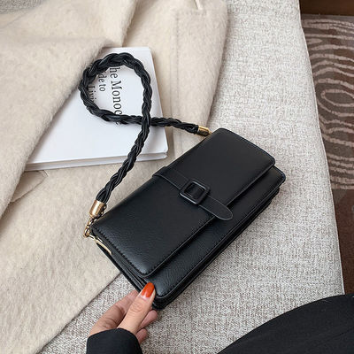 Bolsos de cuero de PU trenzados para mujeres con cierre de cremallera elegante para un aspecto de moda