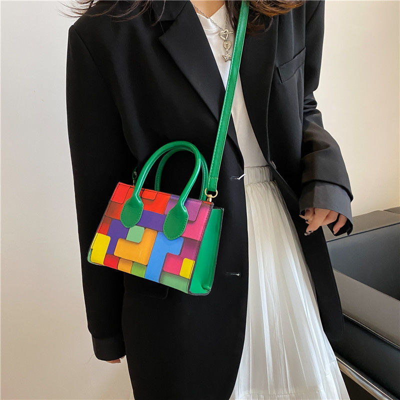 Bolso de hombro de moda para mujeres forma cuadrada pequeña y costuras de dos tonos en todas las estaciones
