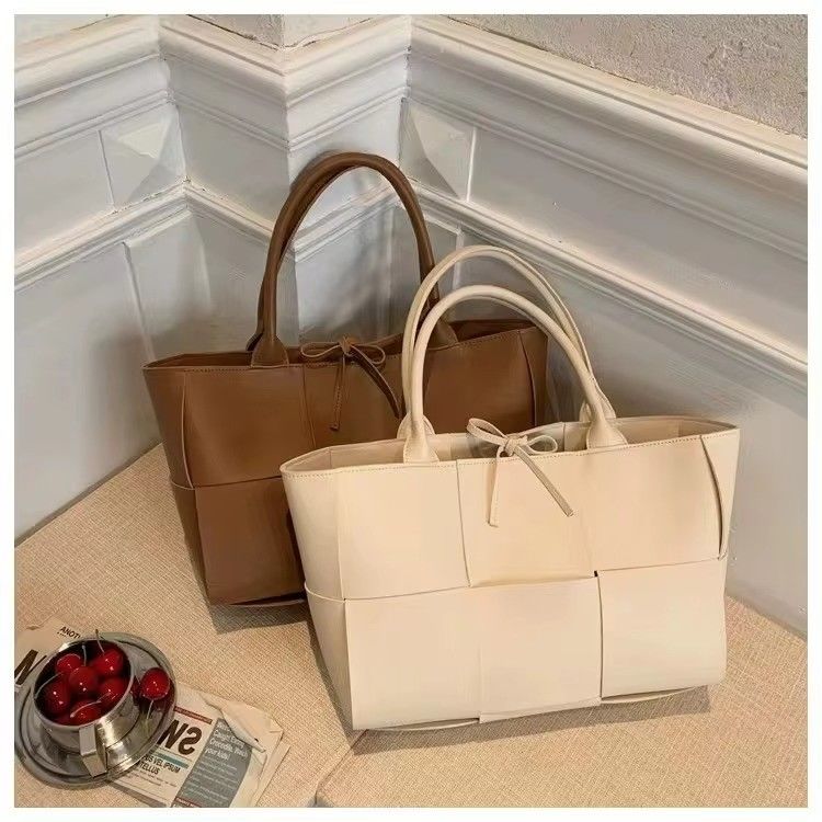 Bolsas para mujeres con gran capacidad Bolsas de lujo de cuero PU